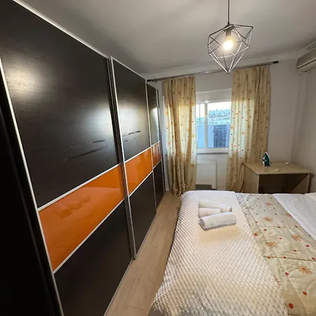 Lita House - 3 Bedroom * Tirana