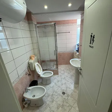 Apartment Lita House - 3 Bedroom Tirana