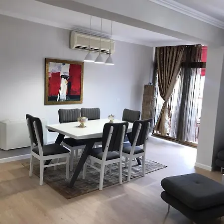 Lita House - 3 Bedroom דירה *