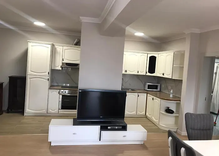 Lita House - 3 Bedroom 公寓 地拉那