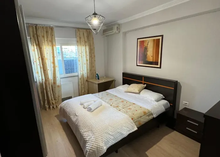 Lita House - 3 Bedroom Appartamento *