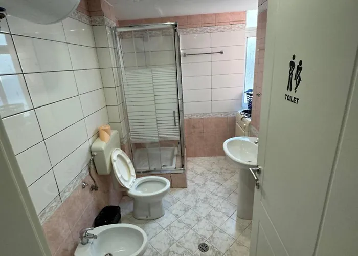 Appartamento Lita House - 3 Bedroom Tirana